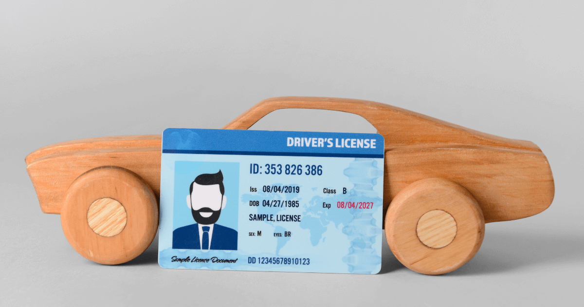 運転免許の区分は、何種類あるかを解説